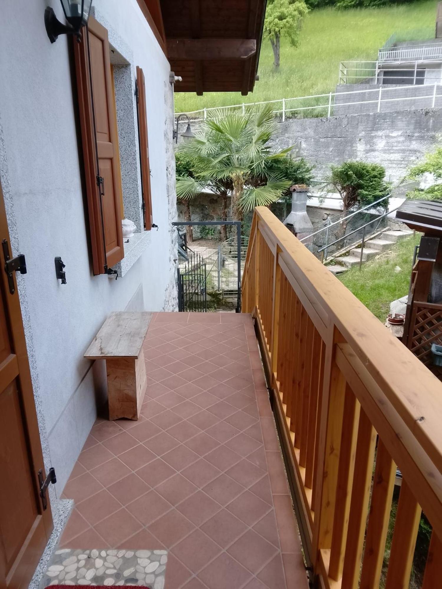 La Casa Di Siro Apartment Кадерцоне Екстериор снимка